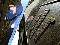 Hạ viện Mỹ thông qua luật hạn chế tiền thưởng 